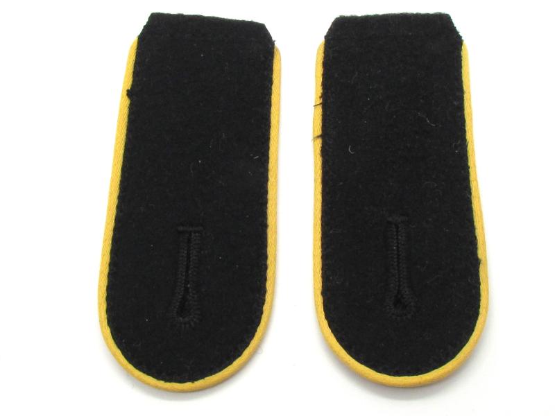Waffen SS Reconnaissance (Aufklärung) Shoulder Boards