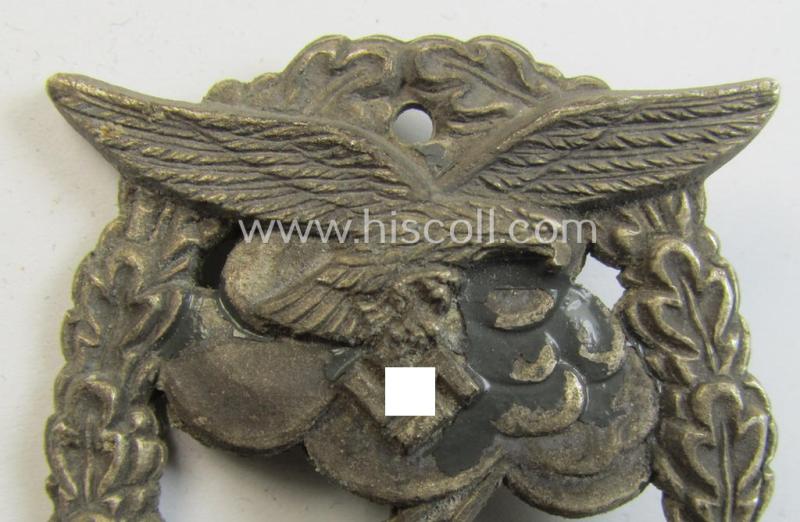 Neat - and just moderately used! - later-war-period, zinc- (ie. 'Feinzink'-) based version of a WH (Luftwaffe) 'Erdkampfabzeichen' being a (typical) non-maker-marked example by the Austrian-based: 'Arno Wallpach'-company