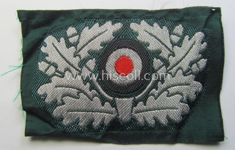 Superb, WH (Heeres) officers'-type cap-eagle and dito cocarde (both executed in so-called: 'flat-wire'- ie. 'BeVo'-weave pattern) as was specifically intended for usage on the: WH 'Knautschmützen' ie. 'Alter-art'-visor-caps (ie. 'Schirmmütz...