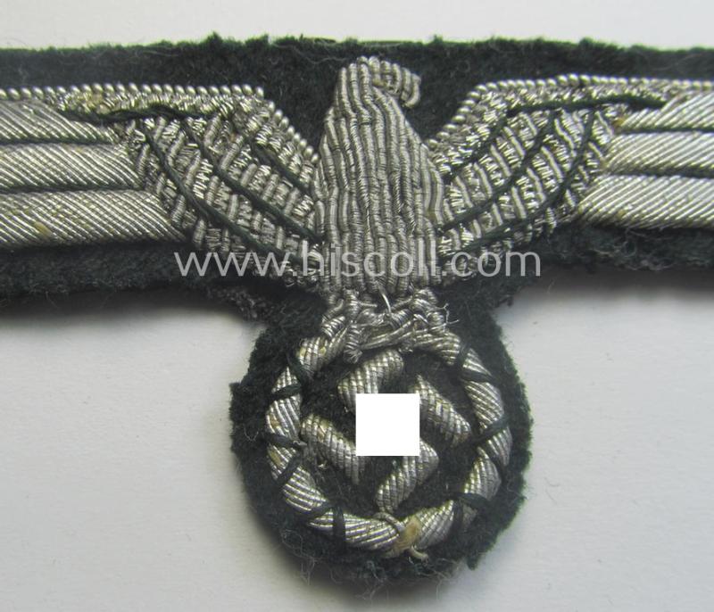 WH (Heeres) officers'-type, hand-embroidered breast-eagle (ie. 'Brustadler für Offiziere') as was executed in bright-silverish-coloured braid as was intended for usage on the various officers'-pattern tunics