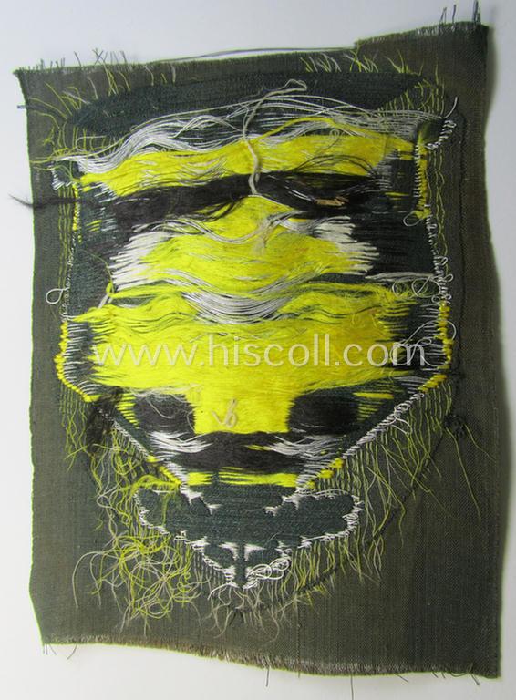 Superb - and scarcely encountered! - WH (Heeres), flat-wire- (ie. 'BeVo'-) woven 'Ärmelabzeichen für Fahnenträger des Heeres' as was intended for a soldier (ie. NCO) who served within a: 'Nachrichten'-unit