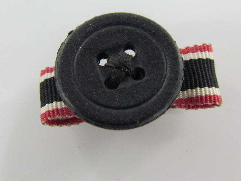 German Ribbon Bar , Button Variant