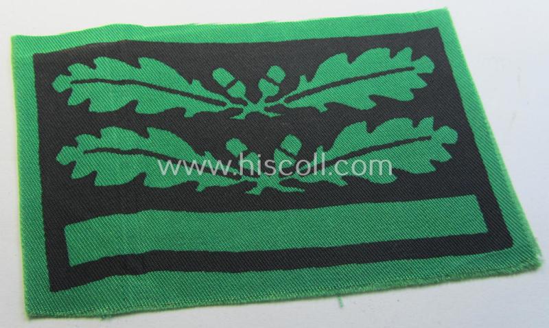 Attractive - and fully matching! - pair of officers'-pattern, WH (Heeres o. Waffen-SS) rank-insignia-bars (for usage on the various camouflaged-uniforms) as was used by an officer holding the rank of: 'Major' (ie.: 'SS Sturmbannführer')