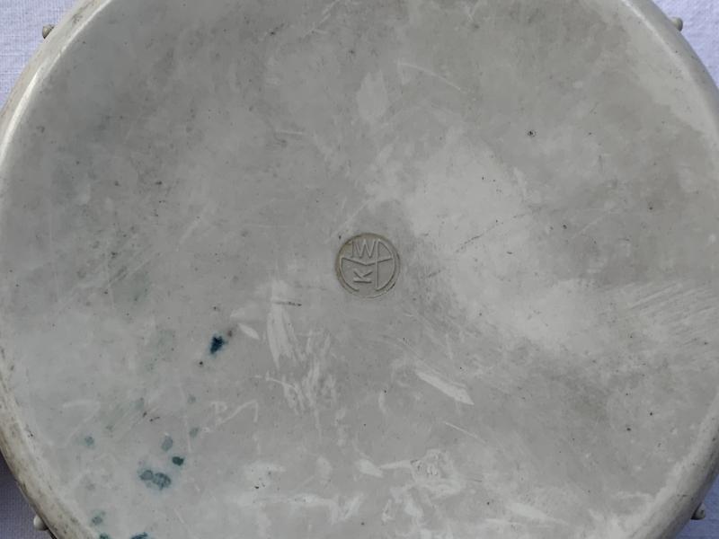 WH (Heer) White Bakelite Fat-Container