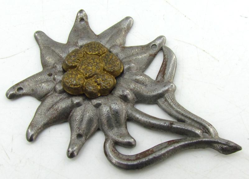 Wehrmacht Mountain Troops "Edelweiss" Cap badge