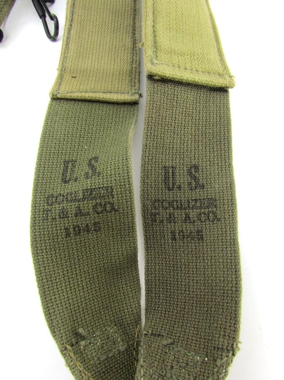 US WWII M1943 suspenders marked US 1945