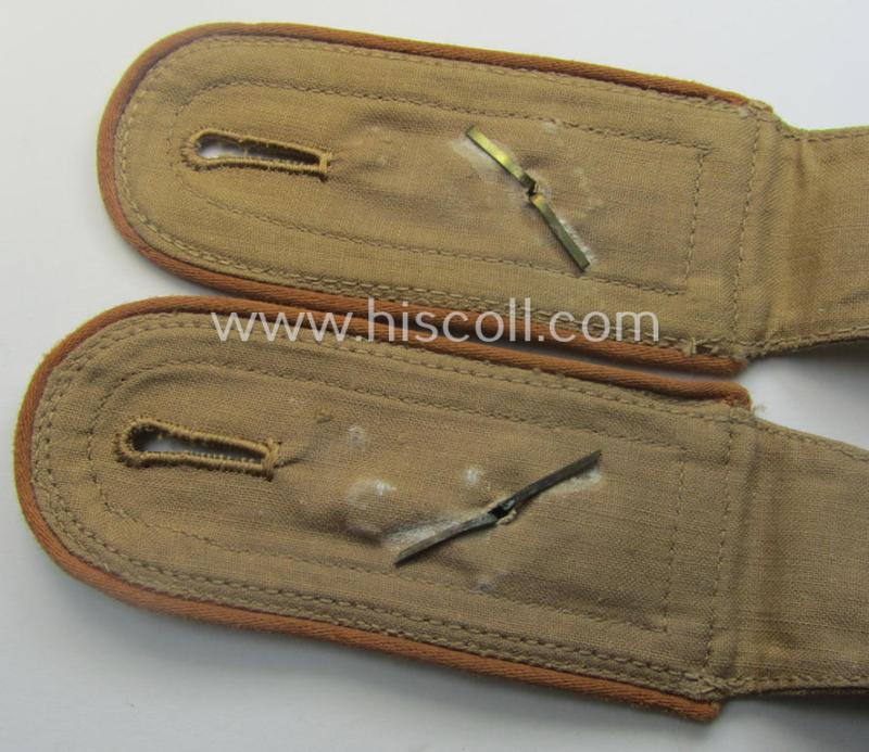 Pair of - truly used- and/or worn! - WH (Luftwaffe) 'tropical-styled' NCO-type shoulderstraps (as was specifically for usage on the tropical-shirts ie. tunics) as was intended for usage by a: 'Feldwebel der Nachrichten-Trpn.'