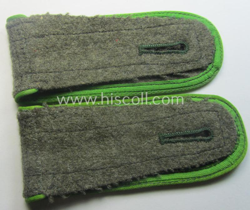 Pair of WH (Heeres) 'M44'-styled ie. 'simplified' EM-type shoulderstraps: 'Sld. eines Pz-Gren.-Rgts.'