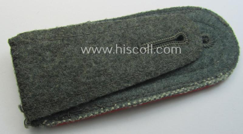 Single, WH (Heeres), early- (ie. mid-) war-period, ie. 'M40- o. M43'-pattern, 'cyphered', NCO-type shoulderstrap as was intended for a: 'Feldwebel u. Mitglied des Artillerie-Beobachtung-Batallions 8'