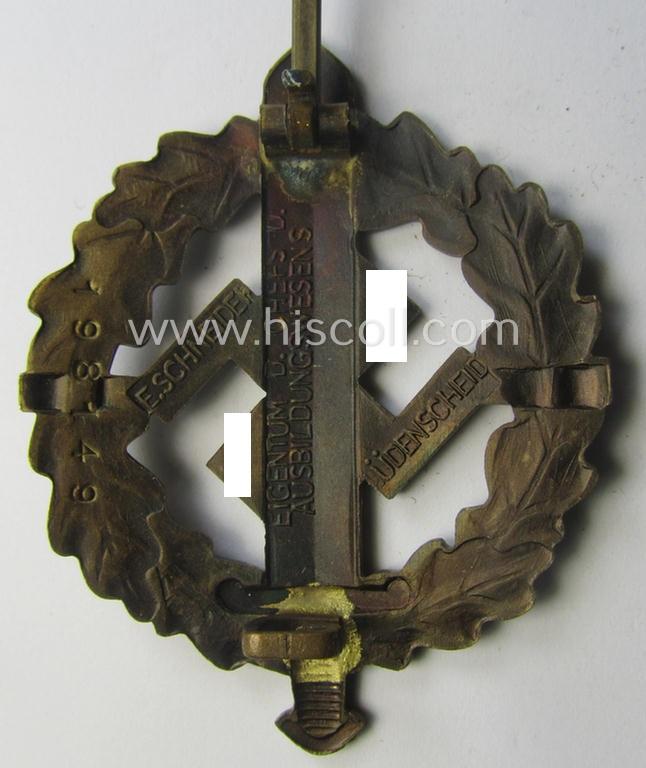 Early- (ie. pre-) war-period 'SA Sportabzeichen in Bronze' being a nicely maker- (ie. 'E. Schneider'-) marked example that bears a unique, stamped bearers'-number that reads: '198149' on its back