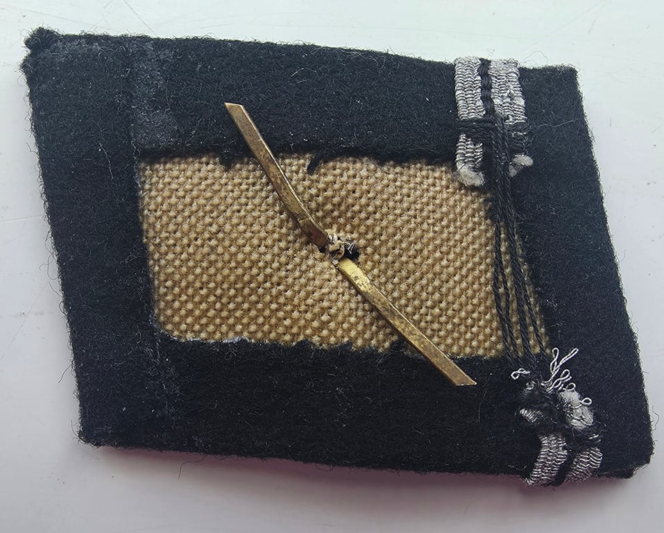 Waffen-SS NCO collar rank tab