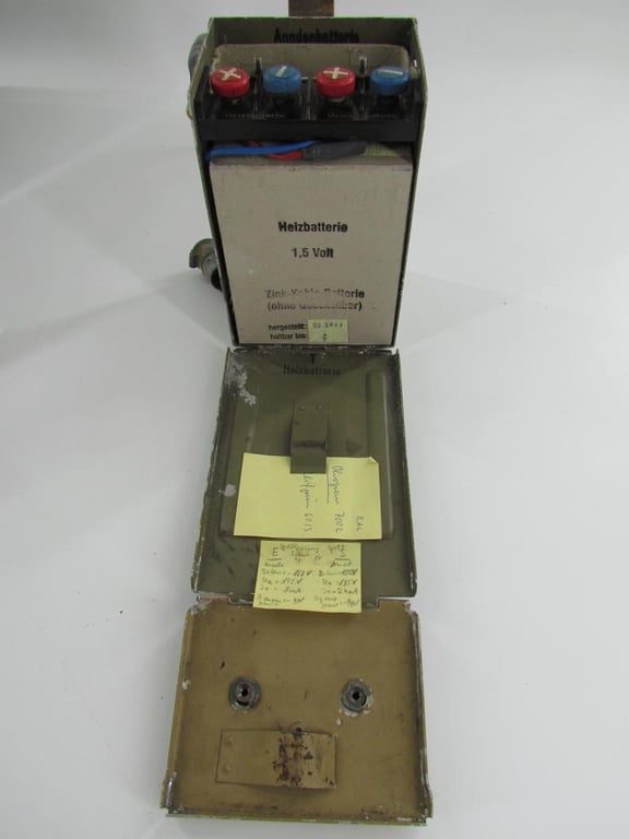 German “Feldfunksprecher” Dorette Complete