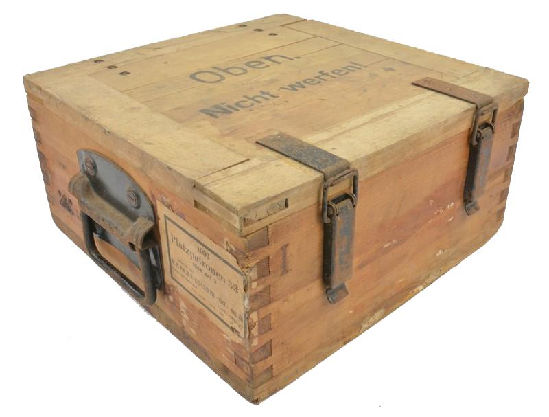 German WH Ammunition Box 'Platzpatronen 33'
