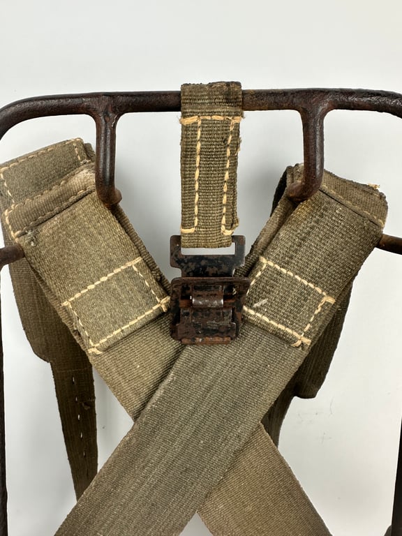 German 'Tragegestell M43'