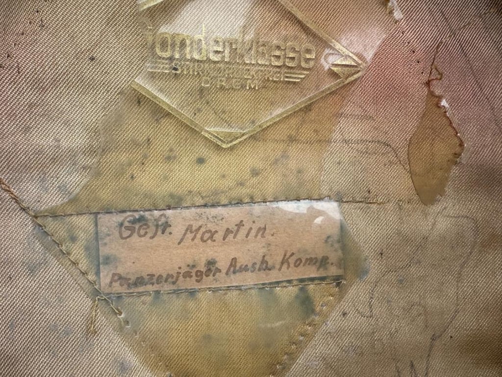 Wehrmacht Army (Heer) EM/NCO Panzer visor cap ‘Schirmmütze’