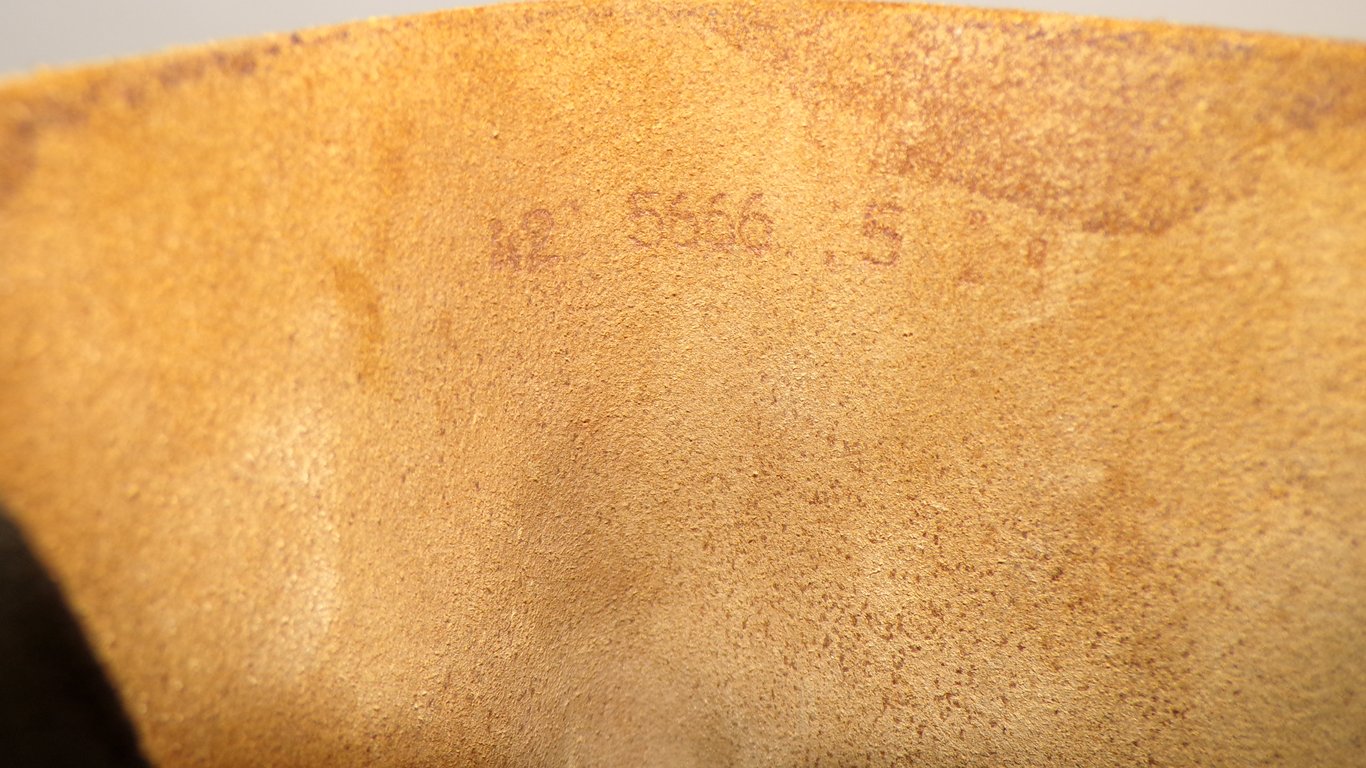 Mint Marschstiefel or "Knobelbecher" (jackboots)