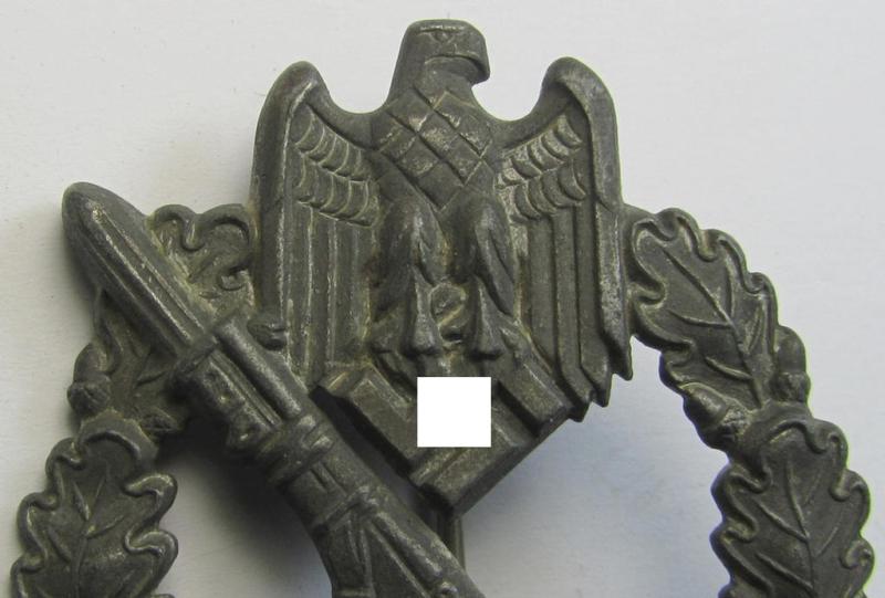 Attractive - and just moderately worn! - silver-class 'Infanterie Sturmabzeichen in Silber' being an unmarked (and by me unidentified) example as was executed in silverish-grey-coloured, zinc-based metal (ie. 'Feinzink')