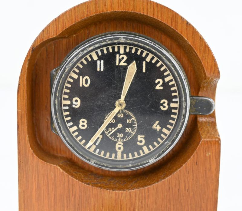 German LW Stations uhr/ Funkraum uhr FL25591
