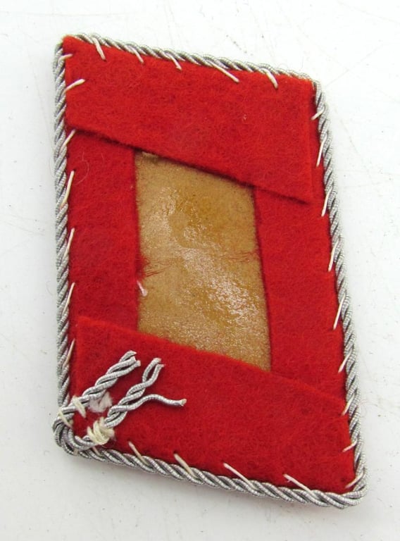 Luftwaffe Leutnant Collar Tabs for anti-aircraft ‘Flak’
