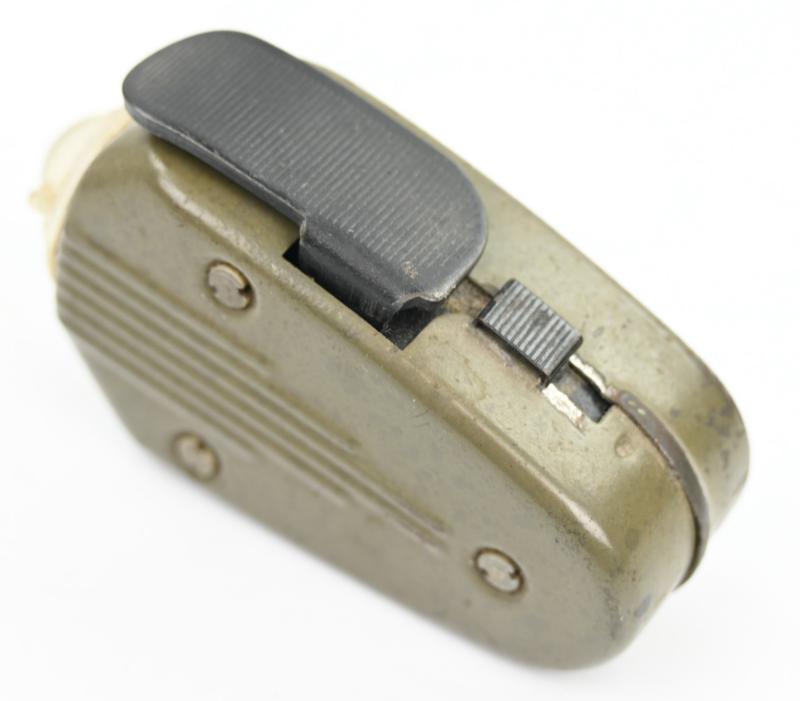 Dutch WW2 Iconic Flashlight 'Knijpcat' type 7424-03