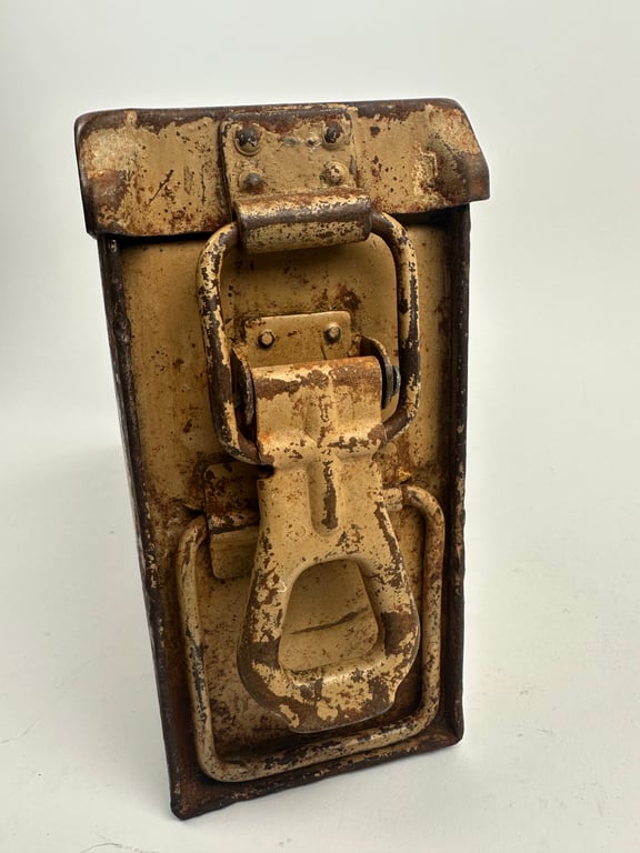 Tan MG34/42 ammo box