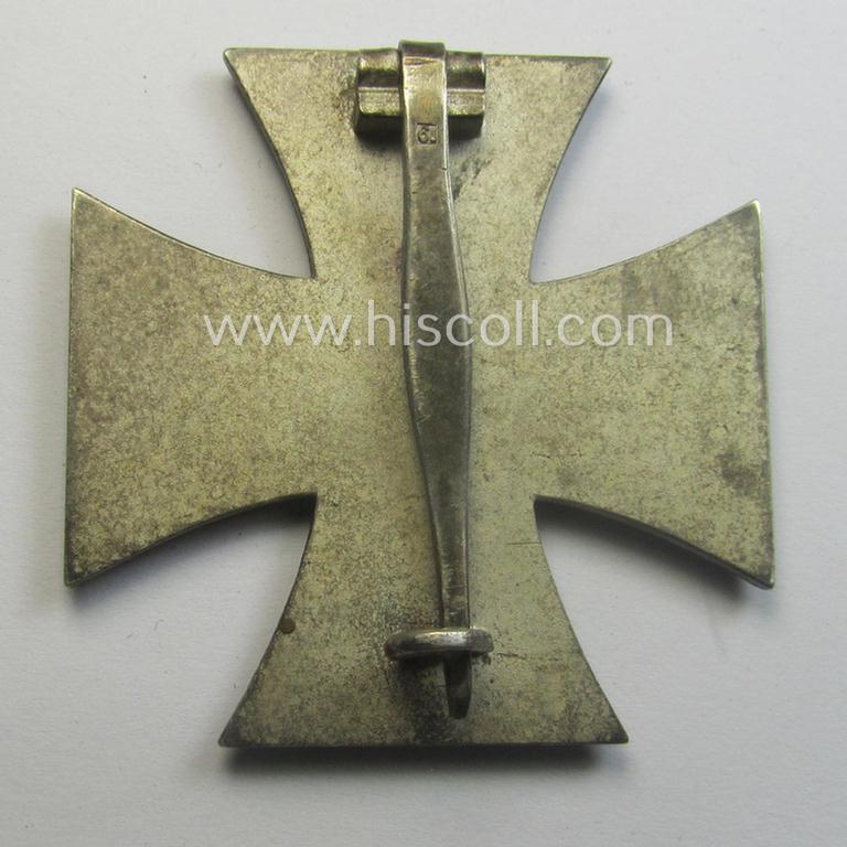 Fully untouched, 'Eisernes Kreuz 1. Kl.' (or: Iron Cross 1st class) being a typical, maker- (ie. '6.'-) marked example by the maker (ie. 'Hersteller'): 'Fritz Zimmermann' and that comes as issued and worn
