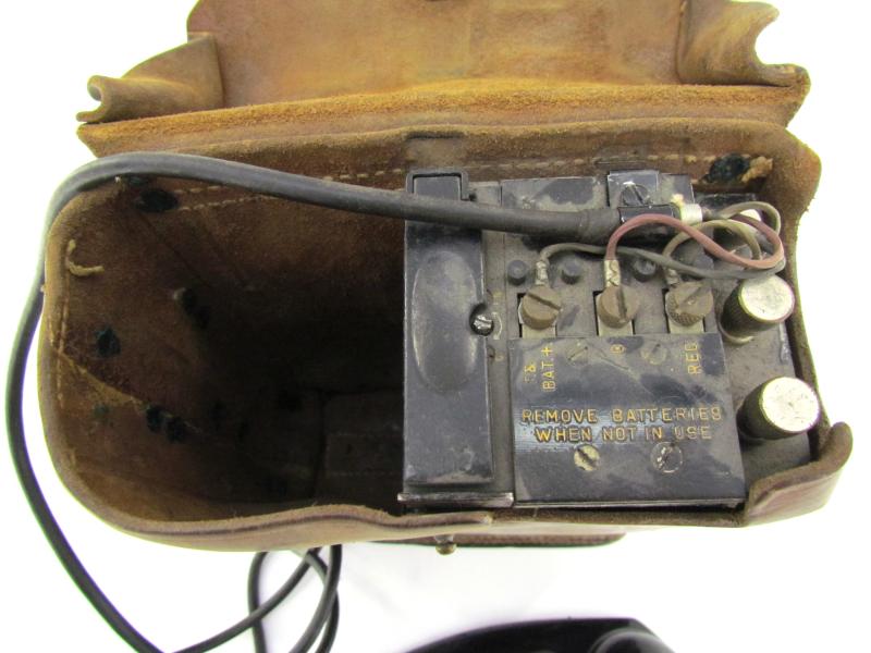 US WWII Army Signal Corps Field EE-8 Telephone