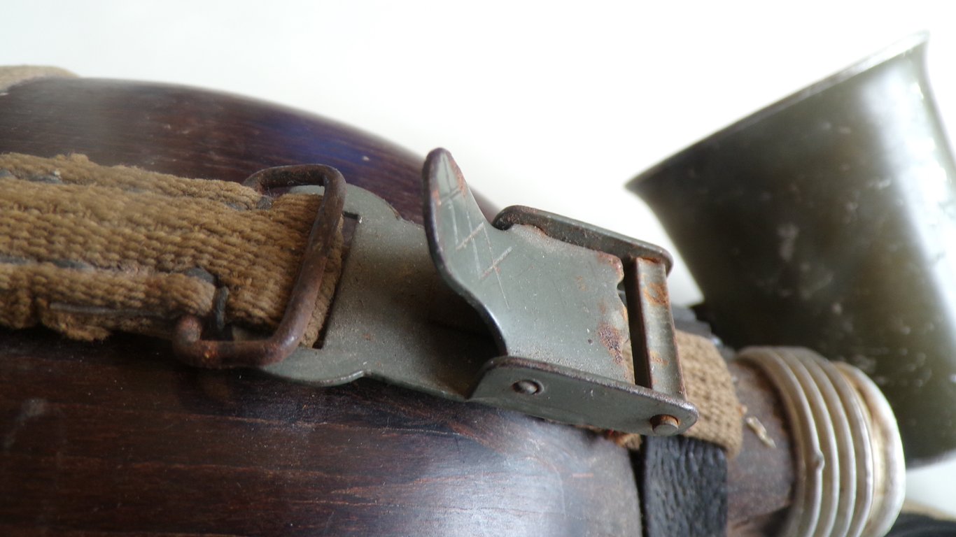 M31 "Coconut" canteen (Kokosnuss-Feldflasche)