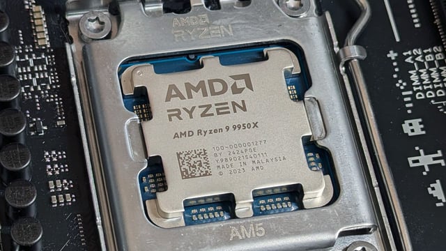 Snapdragon X2 Elite Extreme vs M4 Pro vs AMD Ryzen 9 9950X vs M3 Pro vs Snapdragon X Elite Max+ 395 vs Intel Core Ultra 358H - product photo 5 of 5