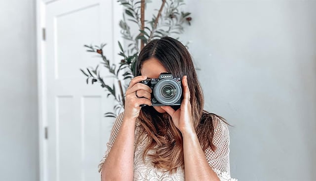 Best Mirrorless Cameras 2026 - product photo 5 of 5