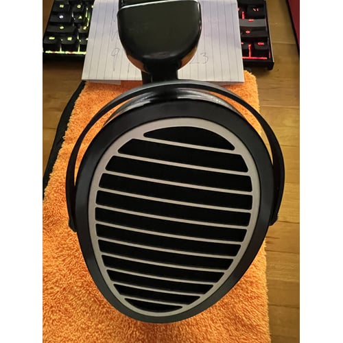 Hifiman Edition XS worn on head