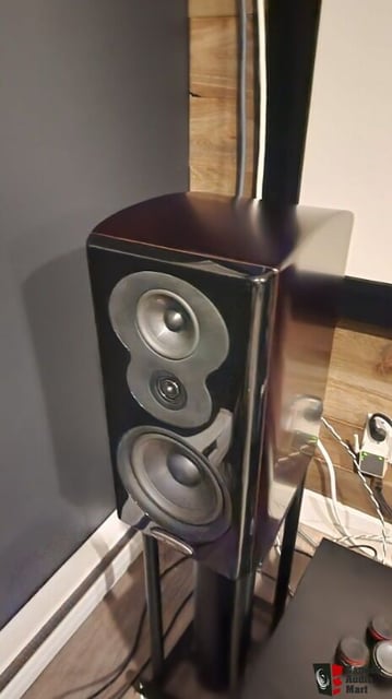 Polk Audio LSiM 707 vs Polk Audio LSiM 703 - product photo 4 of 5