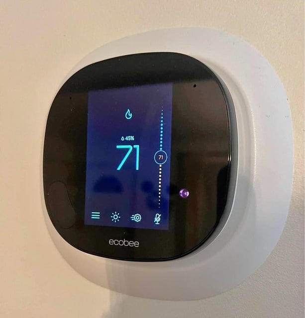 ecobee vs Nest - product photo 4 of 5