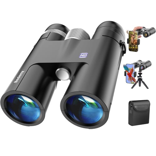 Binoculars in outdoor use context