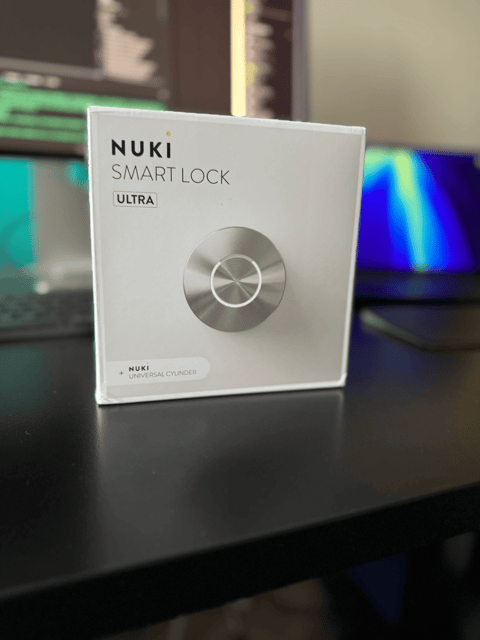 Nuki Smart Lock Ultra vs Hikvision DS-KIS603-P(B) - product photo 4 of 5