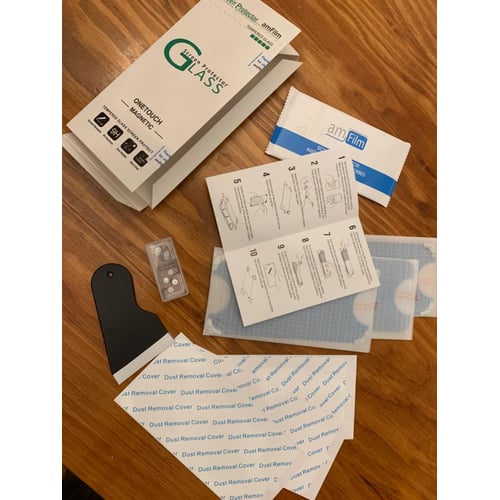 amFilm OneTouch tempered glass protector clarity and touch response