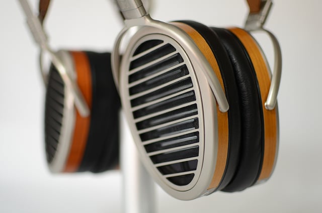 Hifiman HE1000 vs Schiit Lyr+ Fusion - product photo 3 of 5