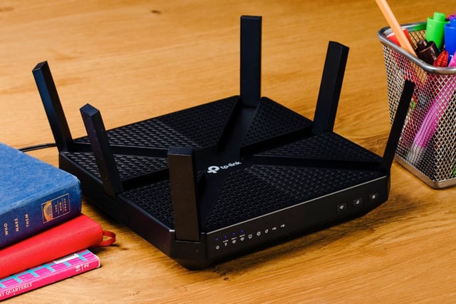 TP-Link AX1800 WiFi 6 Router (Archer AX21) – Dual Band Wireless Internet, Gigabit, Easy Mesh, Works with Alexa - A Certified for Humans Device, Free Expert Support - product photo 3 of 5