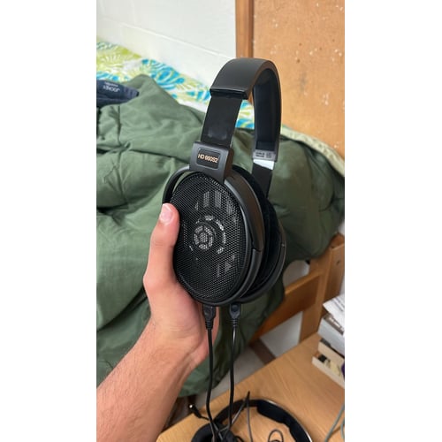 Sennheiser HD660S2 held for scale