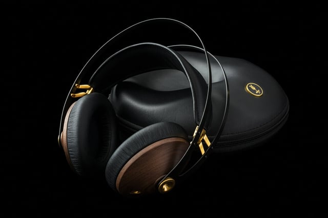 Meze 99 Classics V2 - product photo 3 of 5