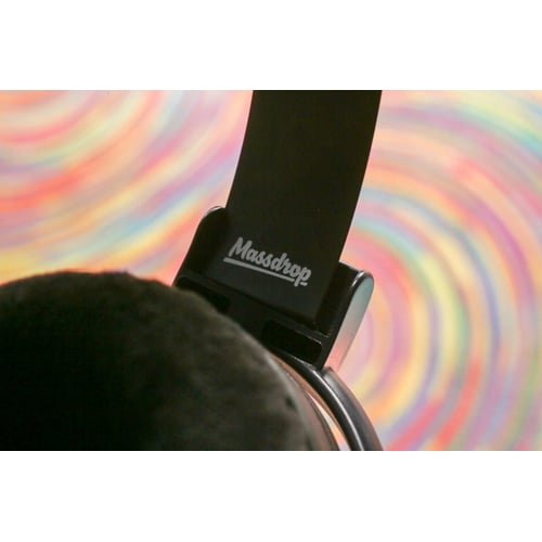 Sennheiser HD6XX headband and build detail