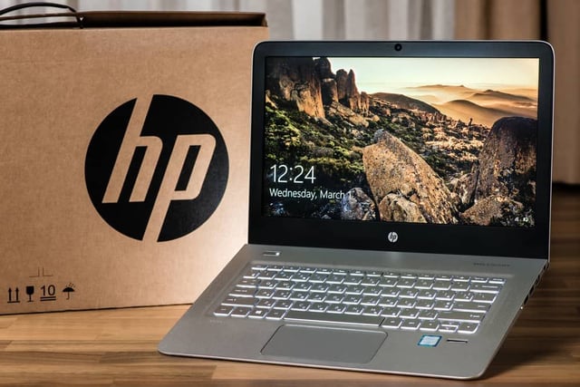 HP Chromebook 14 Laptop, Intel Celeron N4120, 4 GB RAM, 64 GB eMMC, 14" HD Display, Chrome OS, Thin Design, 4K Graphics, Long Battery Life, Ash Gray Keyboard (14a-na0226nr, 2022, Mineral Silver) - product photo 3 of 5