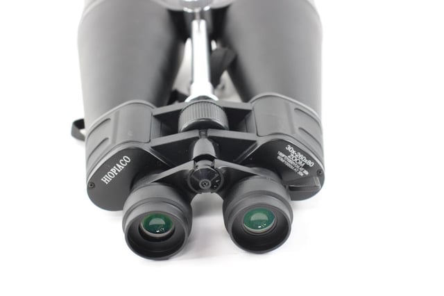 HIOPIACO 30-260X80 Binoculars for Adults High Powered,Zoom Binoculars with Tripod and Straps for Stargazing,Bird Watching,Travel(Black Silver - product photo 3 of 5