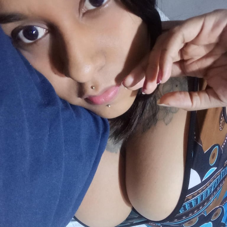 Lovetattoo  live cam