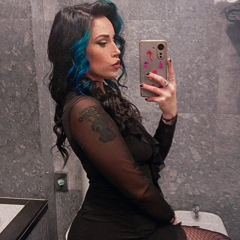 Itsblackrose666 live cam