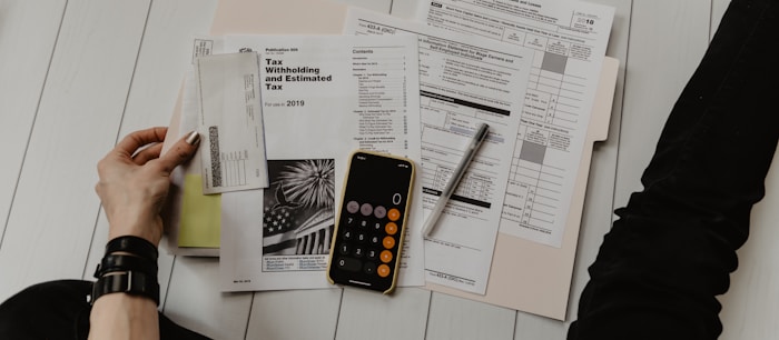 Margin calculation spreadsheet and cost analysis for ecommerce