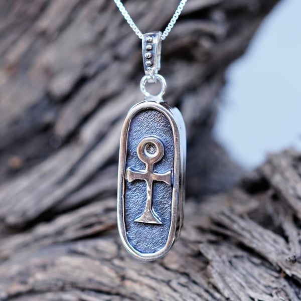 Venus Moon in Taurus Pendant Silver