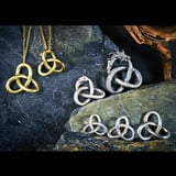 Gordian Knot Pendant Gold Medium