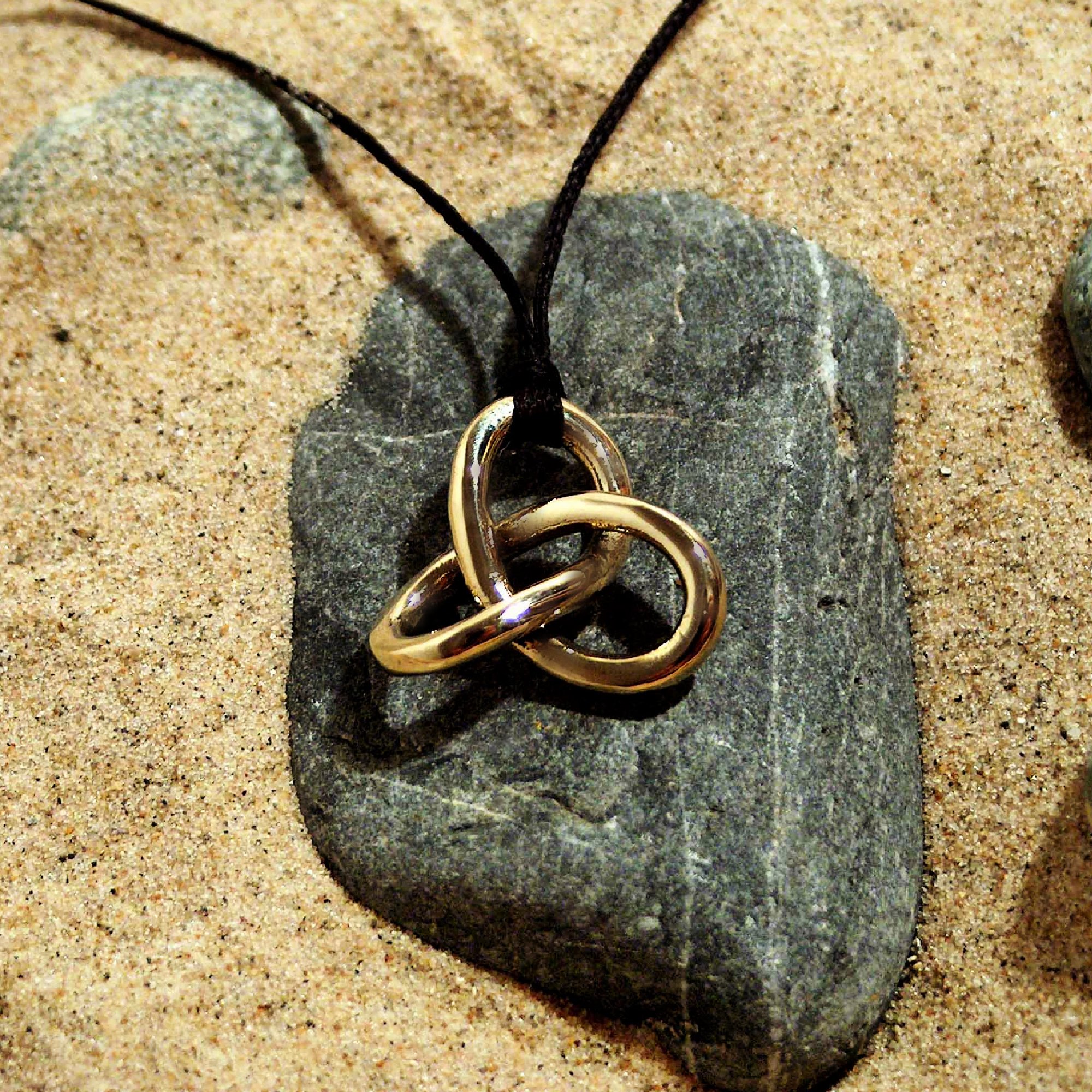 [COLD FRAME] /☆ GORDIAN KNOT CHAIN NECKLACE GORDIAN KNOT CHAIN NECKLACE