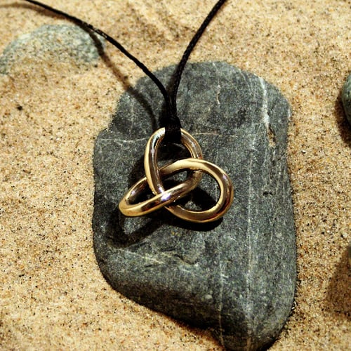 KA Gold Jewelry ゴーディアンノット 14金製 ペンダントトップ KA Gold Jewelry ゴーディアンノット 14金製 ペンダントトップ